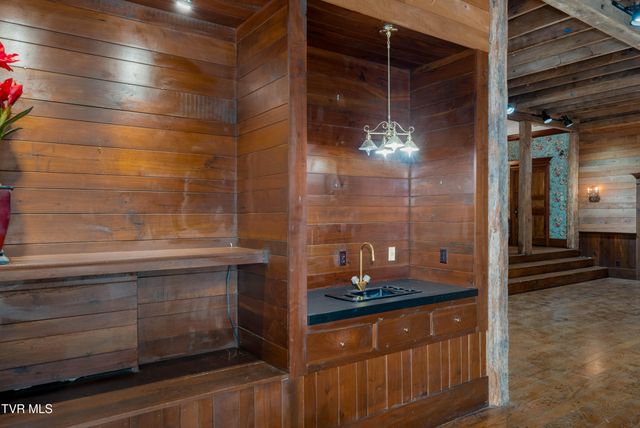 7 Llewellyn Wood, Johnson City, TN 37601