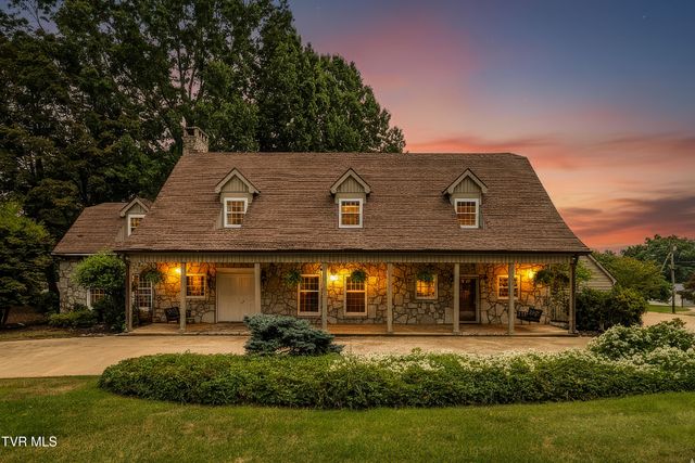 7 Llewellyn Wood, Johnson City, TN 37601