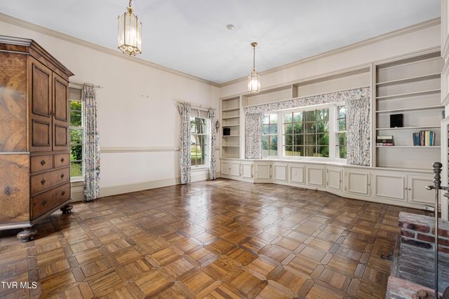 7 Llewellyn Wood, Johnson City, TN 37601