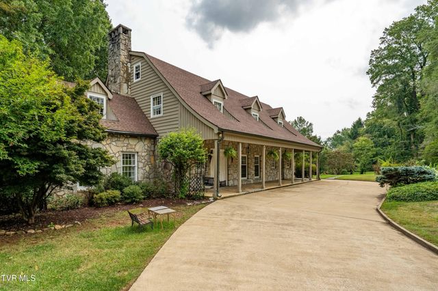 7 Llewellyn Wood, Johnson City, TN 37601