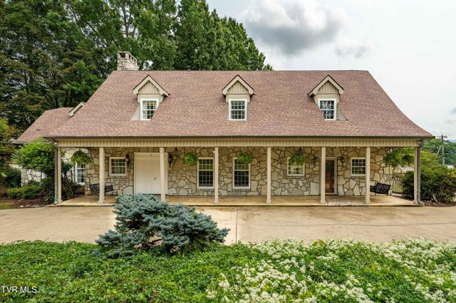 7 Llewellyn Wood, Johnson City, TN 37601
