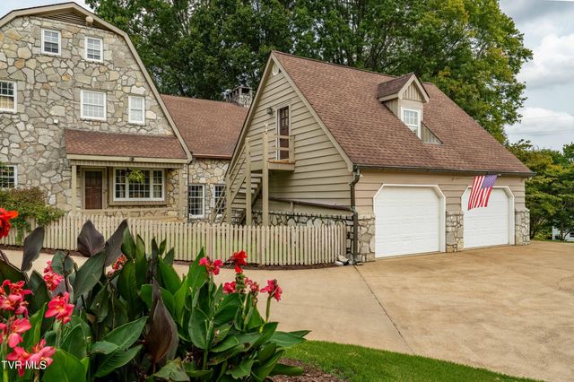7 Llewellyn Wood, Johnson City, TN 37601