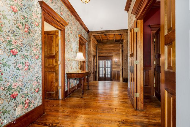 7 Llewellyn Wood, Johnson City, TN 37601