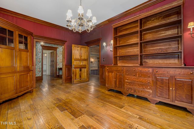 7 Llewellyn Wood, Johnson City, TN 37601