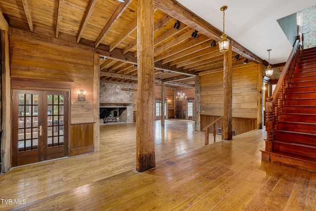 7 Llewellyn Wood, Johnson City, TN 37601