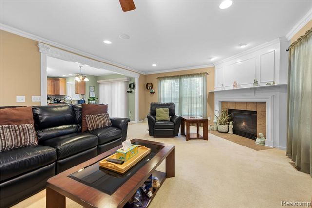 56543 Hastings Drive, Macomb, MI 48042