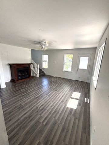 518 N Hugh Street, Plano, IL 60545