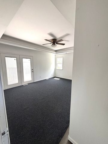 518 N Hugh Street, Plano, IL 60545