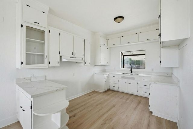 13787 Ave 232, Tulare, CA 93274