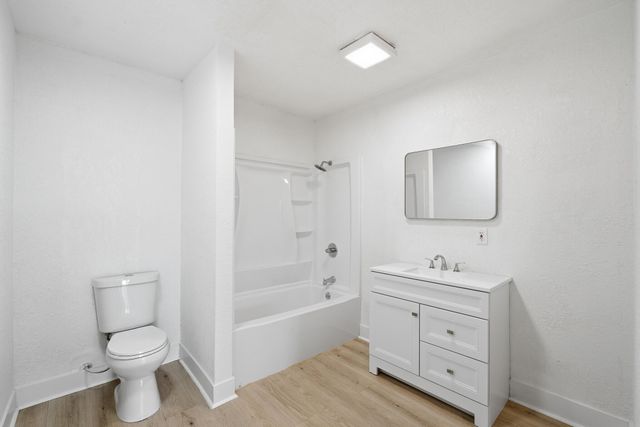 13787 Ave 232, Tulare, CA 93274