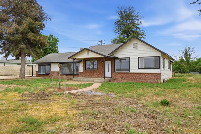 13787 Ave 232, Tulare, CA 93274
