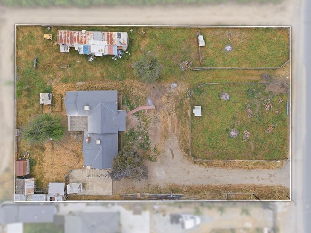 13787 Ave 232, Tulare, CA 93274