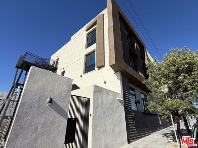 1870 E 1st Street 301, Los Angeles, CA 90033