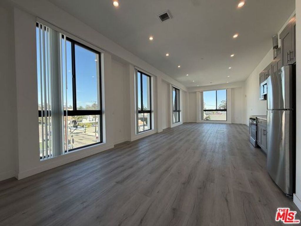 1870 E 1st Street 301, Los Angeles, CA 90033