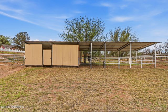565 Carver Road, Las Cruces, NM 88005