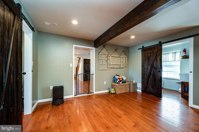 1109 UPPER VAN REED RD, Leesport, PA 19533