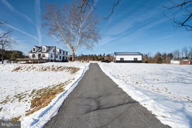 1109 UPPER VAN REED RD, Leesport, PA 19533