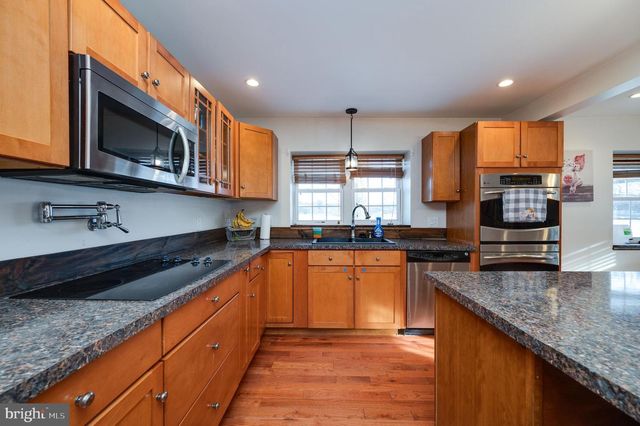 1109 UPPER VAN REED RD, Leesport, PA 19533