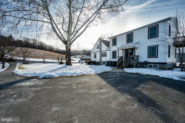 1109 UPPER VAN REED RD, Leesport, PA 19533