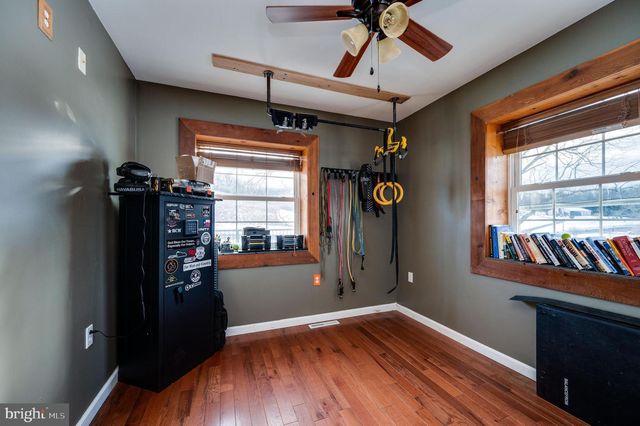 1109 UPPER VAN REED RD, Leesport, PA 19533