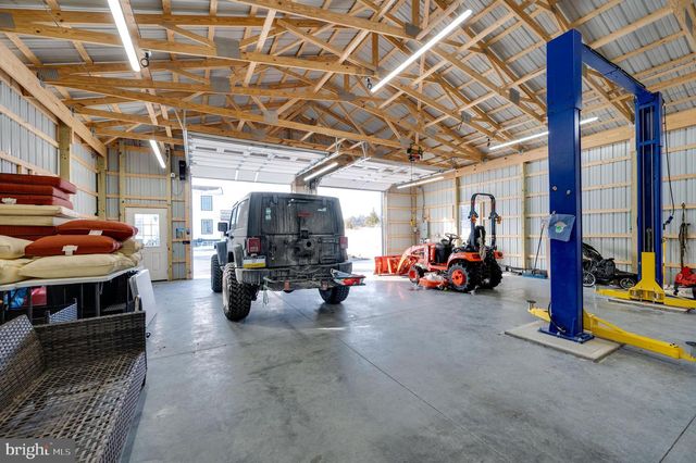 1109 UPPER VAN REED RD, Leesport, PA 19533