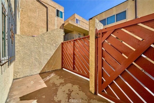 1701 Neil Armstrong 104, Montebello, CA 90640