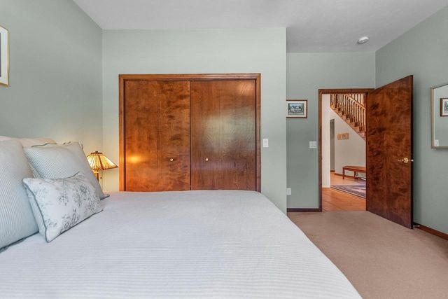 945 BRIGHTON DRIVE, Menasha, WI 54952