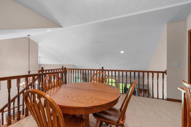 945 BRIGHTON DRIVE, Menasha, WI 54952