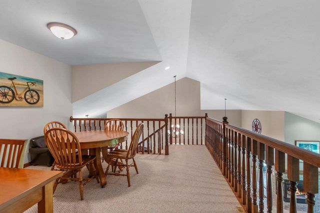 945 BRIGHTON DRIVE, Menasha, WI 54952