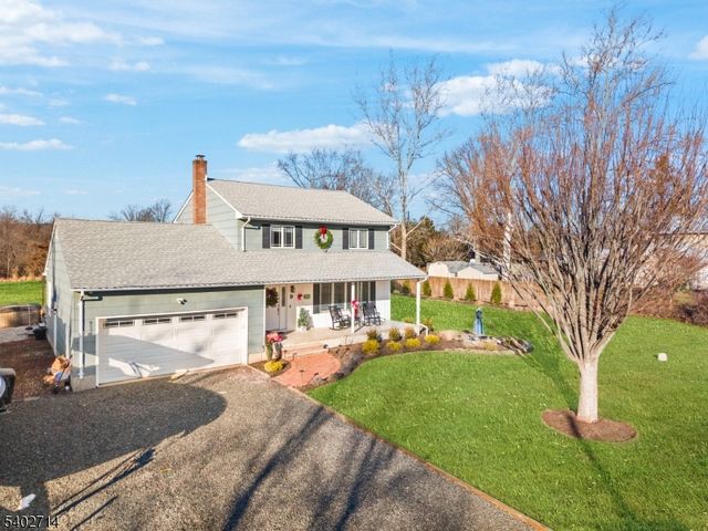 9 Tara Dr, Hillsborough Twp., NJ 08844
