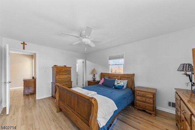 9 Tara Dr, Hillsborough Twp., NJ 08844