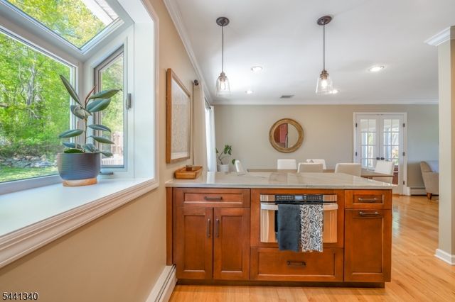 42 Chilton St, Bernardsville Boro, NJ 07924