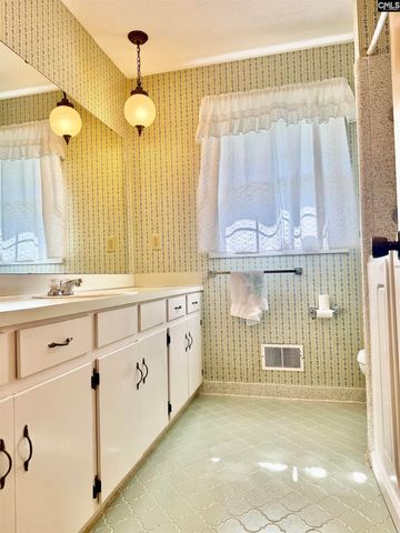 780 Old State Road, Gaston, SC 29053