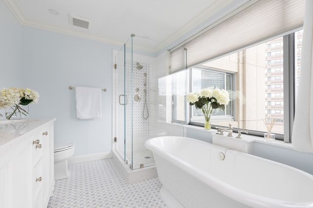 1 Huntington Ave 1204, Boston, MA 02116