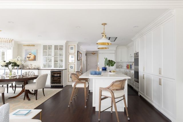 1 Huntington Ave 1204, Boston, MA 02116