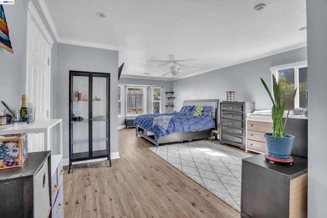 31262 San Andreas Dr, Union City, CA 94587