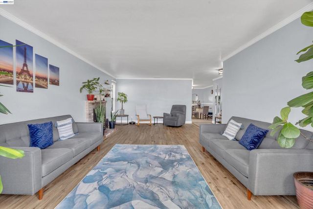 31262 San Andreas Dr, Union City, CA 94587