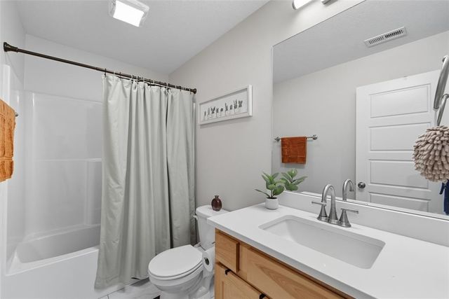 317 31st Street SE, Altoona, IA 50009
