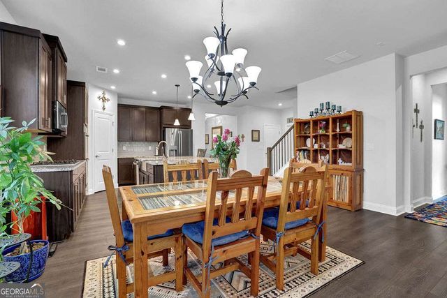 6050 Stargazer Way, Cumming, GA 30028