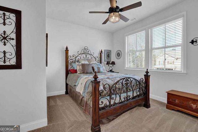 6050 Stargazer Way, Cumming, GA 30028