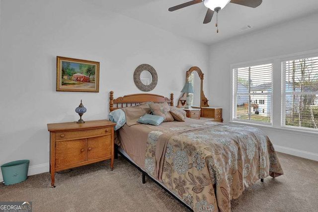 6050 Stargazer Way, Cumming, GA 30028