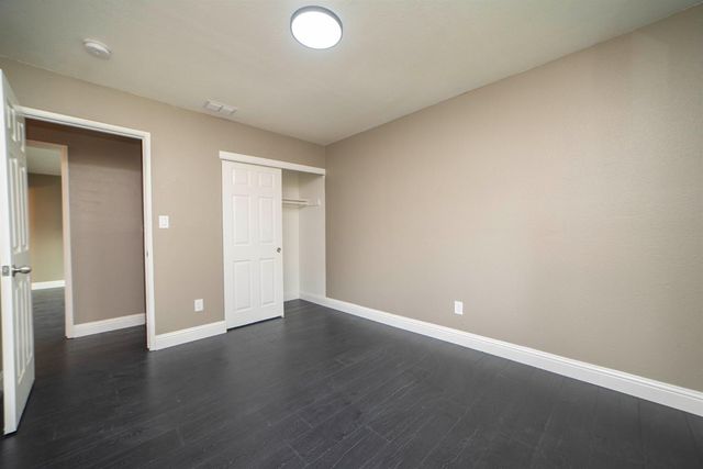 5801 Pecan Ave, Orangevale, CA 95662