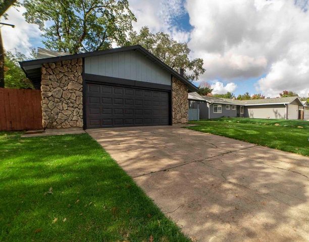 5801 Pecan Ave, Orangevale, CA 95662