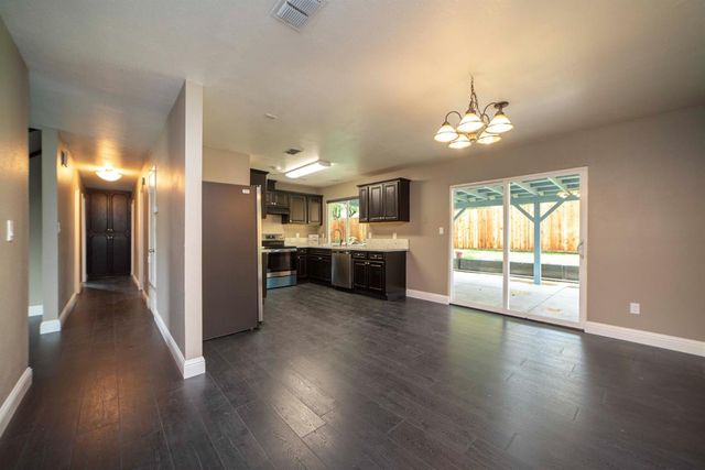5801 Pecan Ave, Orangevale, CA 95662
