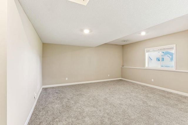 4469 Schilling Way, Woodbury, MN 55129