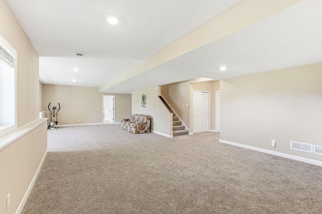 4469 Schilling Way, Woodbury, MN 55129