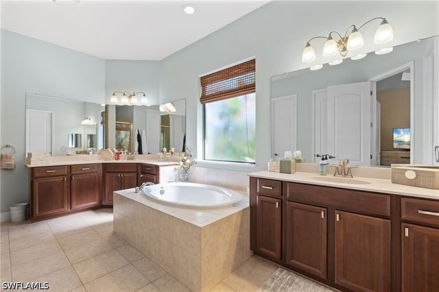 16040 Herons View DR, Alva, FL 33920