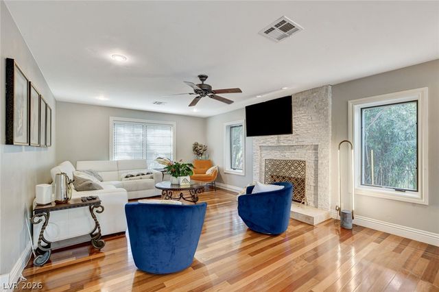 7001 Alamitos Circle, Las Vegas, NV 89120