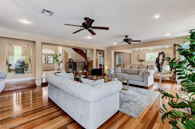 7001 Alamitos Circle, Las Vegas, NV 89120