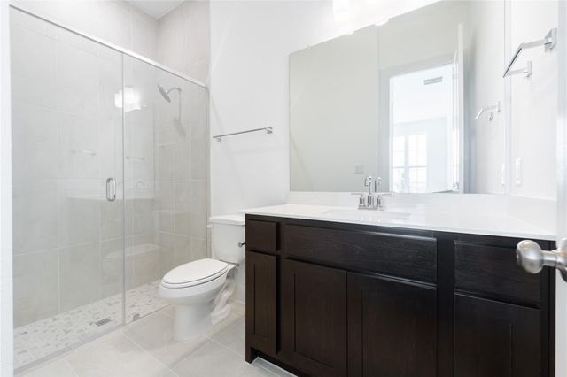 905 S Hemingway LOOP, Liberty Hill, TX 78642